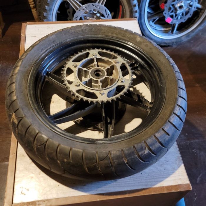 Задній диск на HYOSUNG GT250R/GT650R