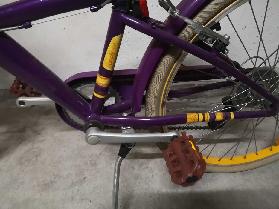 Bicicleta Decathlon de Menina 24" com cesto