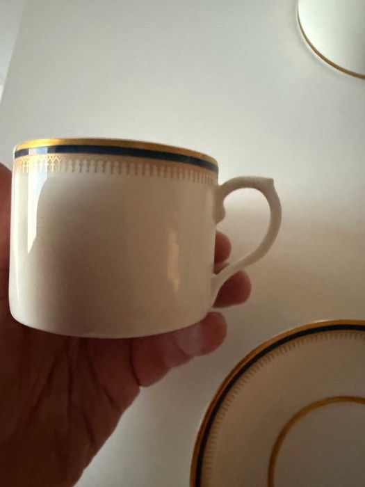 Serviço de chá Vista Alegre modelo Cambridge Novo