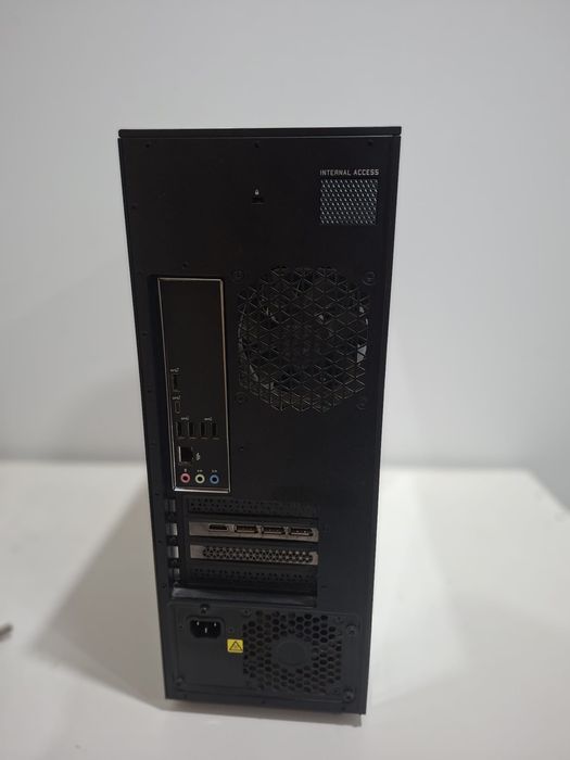 HP OMEN 30L Gaming PC – Ryzen 9 3900 | RTX 3070 | 32GB RAM + Extras