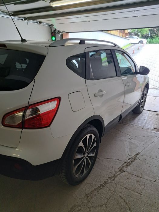 Nissan qashqai 1.6 benzyna 2012r.