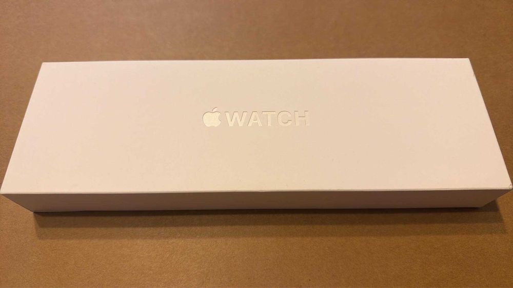 Apple Watch 11 42mm Space Gray AI Black SB M/L GPS