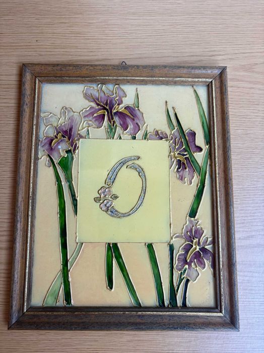 quadro com flores e letra O
