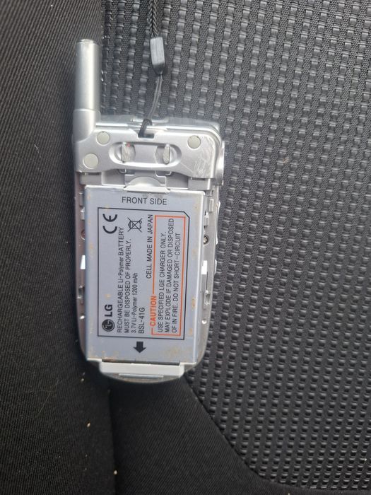 Lg 8120 telefon klapka