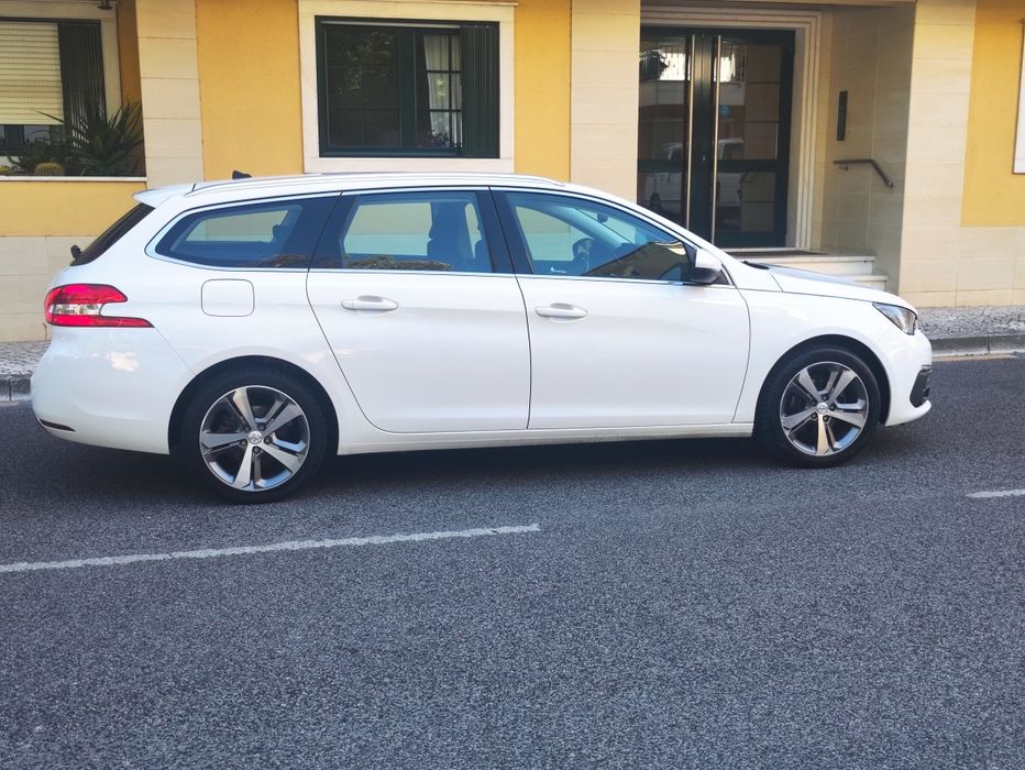 Peugeot 308 SW — fotografia 4