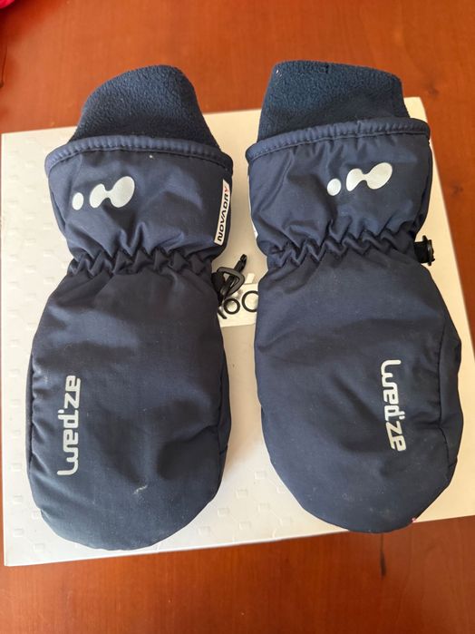 Fato neve criança e luvas