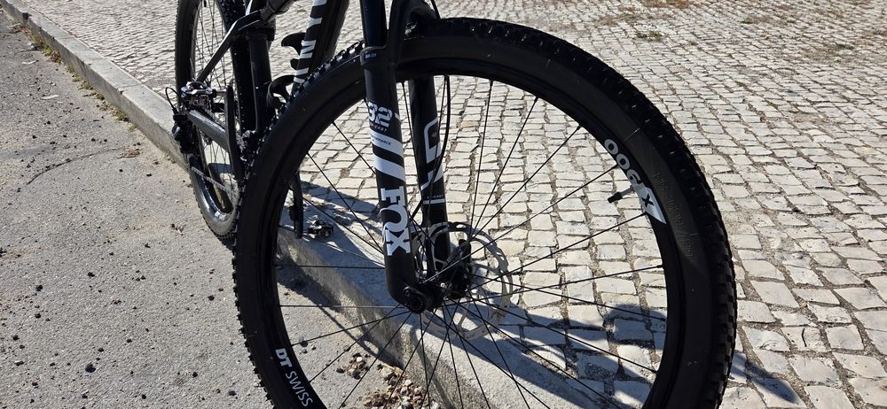 Canyon Lux CF 6.0 2021