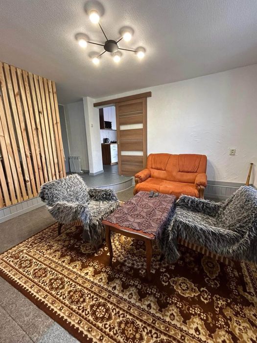 Оренда частини будинку. Заріччя.