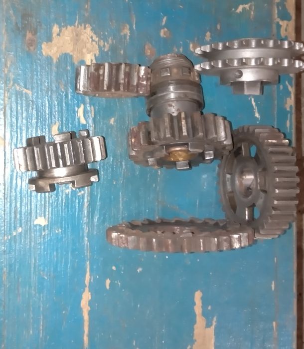 Продам запчастини до мотоцикла Иж