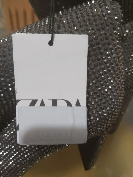 Женские полусапожки "ZARA".
