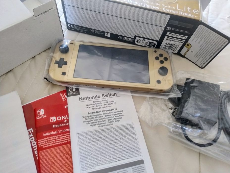Nintendo switch lite hyrule