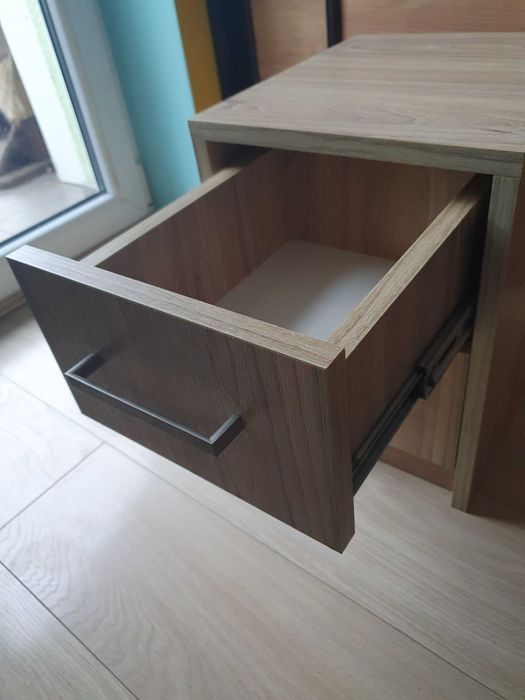 Szafka nocna jak dąb sonoma