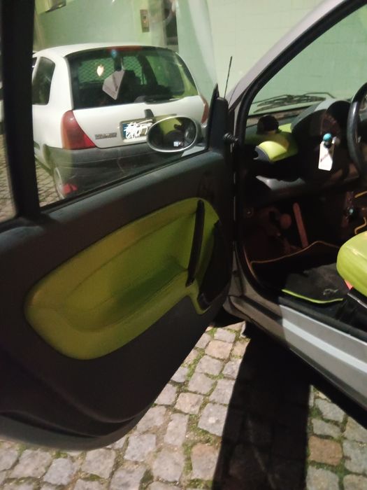 Smart automático em  bom estado