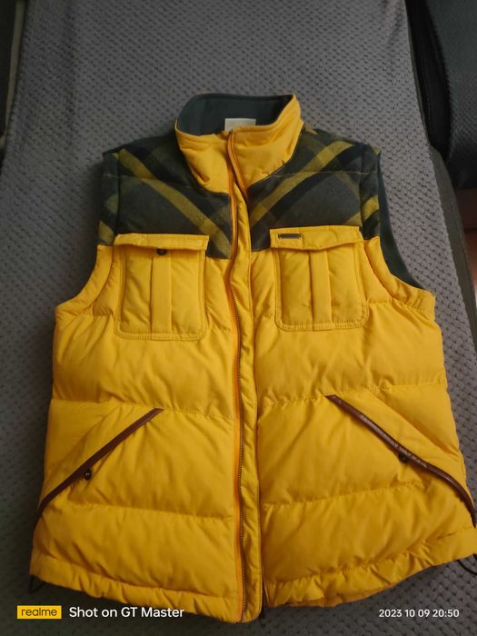 Witam mam do sprzedania bezerawnik puchowy (gesi puch ) adidas neo