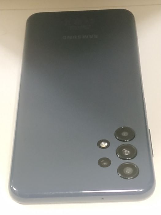 Samsung Galaxy A13   (4/64gb)
