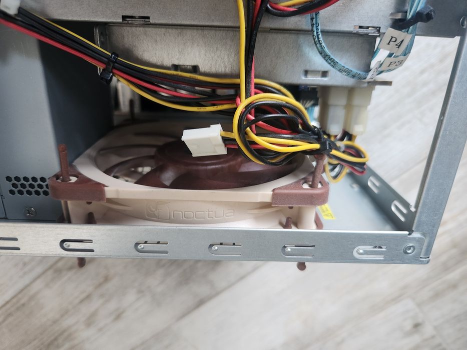 Serwer Supermicro 5028D-TN4T, 128GB RAM RDIMM, 16TB HDD, sieć 10Gbit