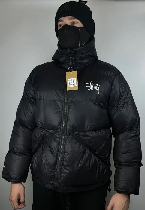 Зимовий водонепроникний пуховик Stussy чорний,розмір M.
