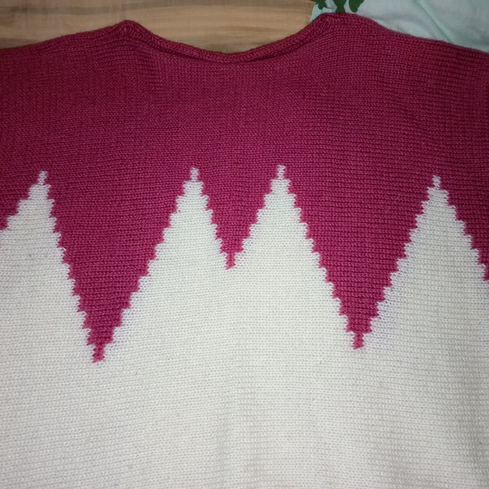 Sweterek z rękawem 3/4