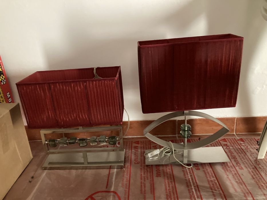 Candeiros mesinha cabeceira