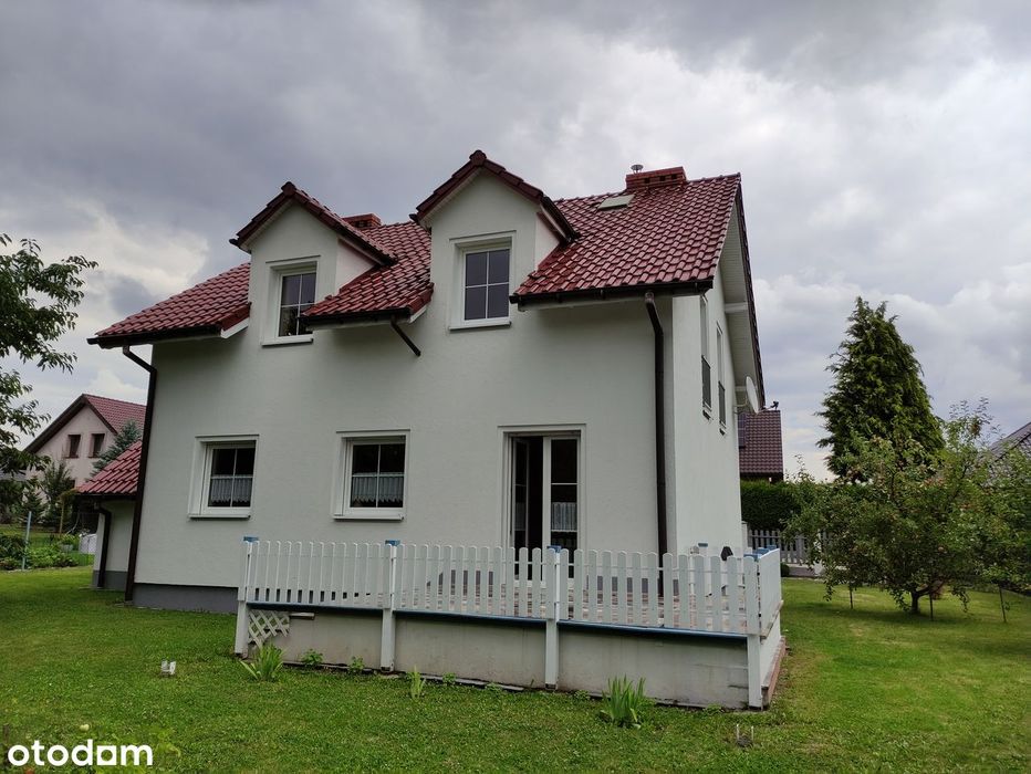 Wolnostojący dom z garażem i strychem - Widok 2