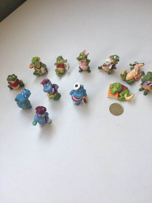 FERRERO Figures / Dolls