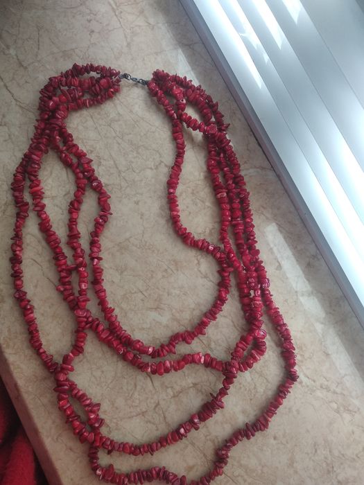 Намисто з червоних коралів, бусы, ожерелье