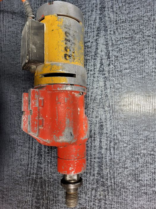 Wiertnica WEKA DK32 Cedima na części