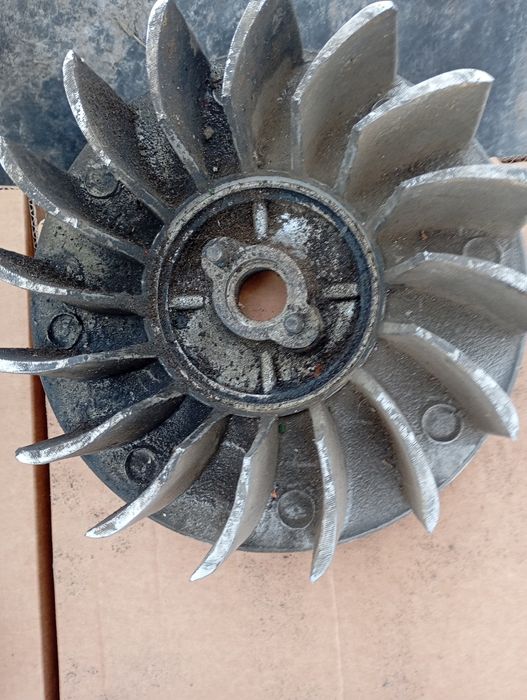 Продам запчастини до УД 25,УД 15