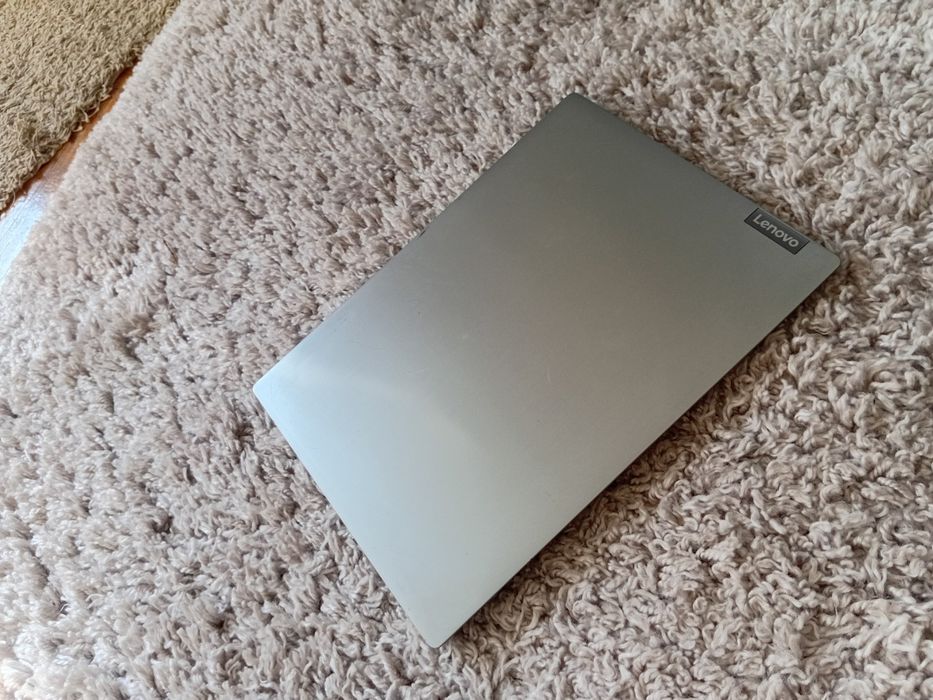 Ноутбук Lenovo 2024рік/ssd/full hd ips 14'/4ядерний,батарея 3-6 годин тримає
