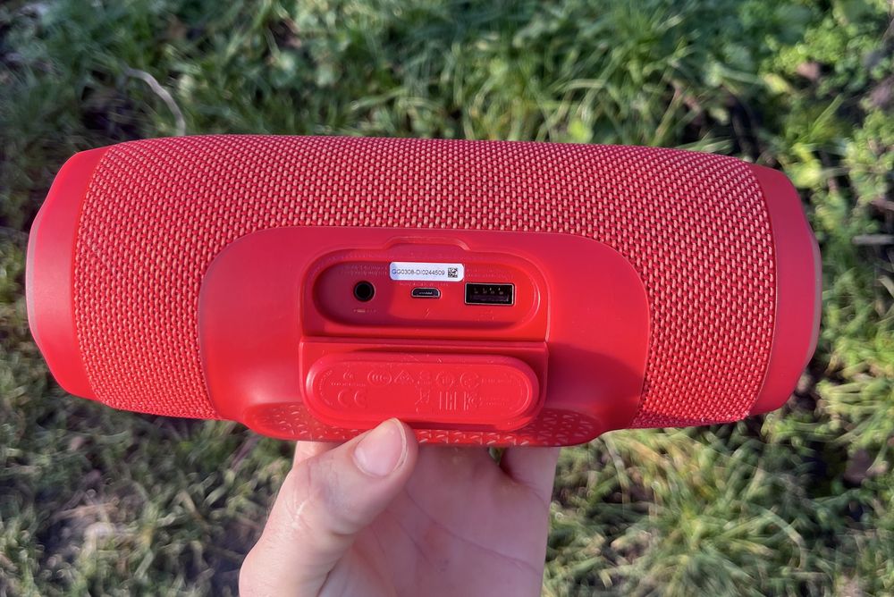 JBL Charge 3 Червона Оригінал