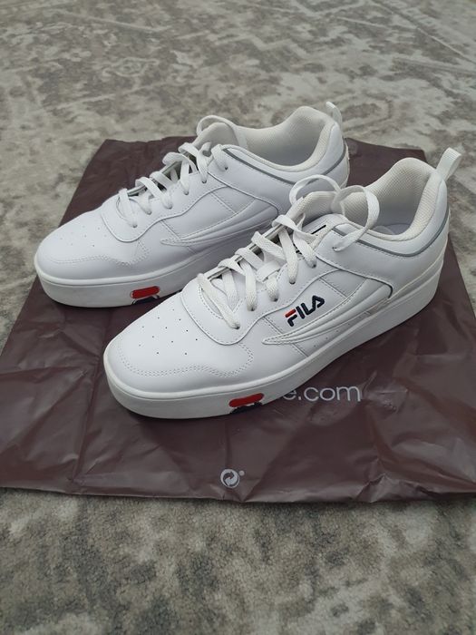 Tenis Fila V-10 Low 2 (brancos) - Nr. 44