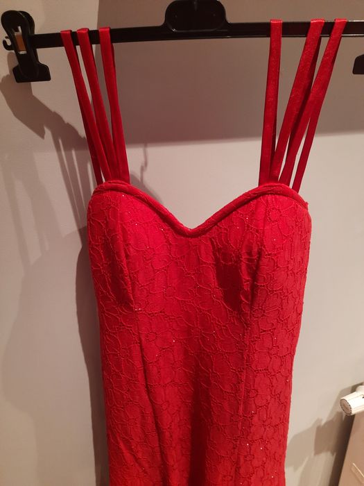 Sukienka czerwona długa na wesele r.36