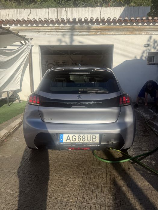 Peugeot 208 1.2 puretech — photo 3