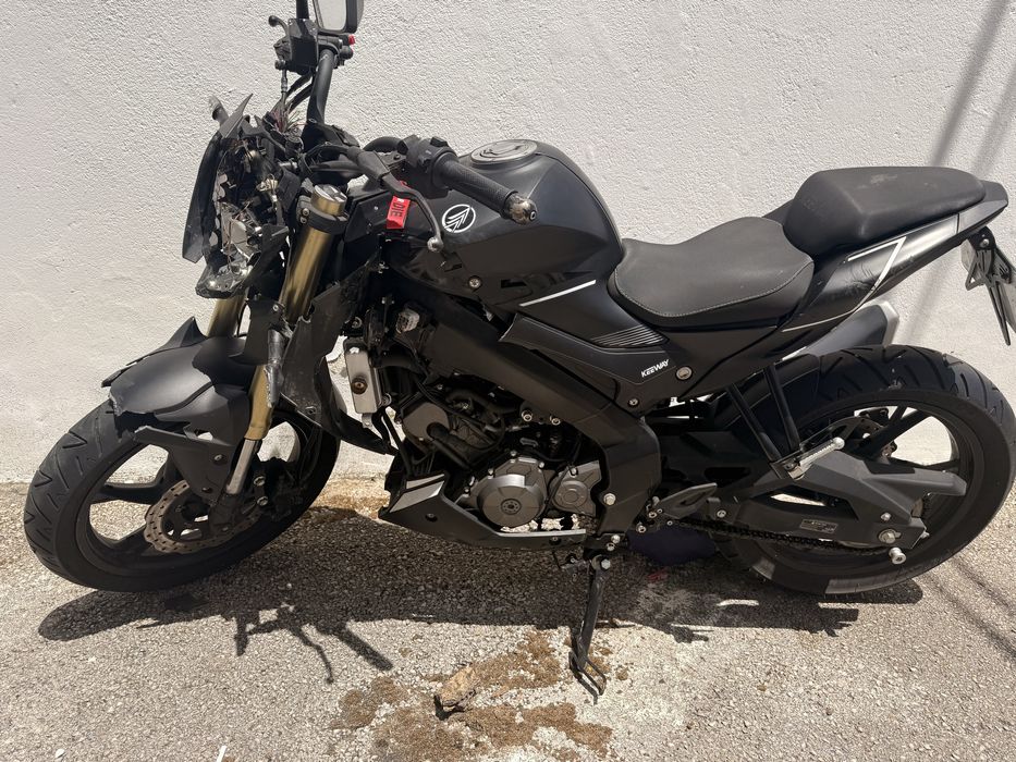 Mota Keeway RKF 125 - Acidentada