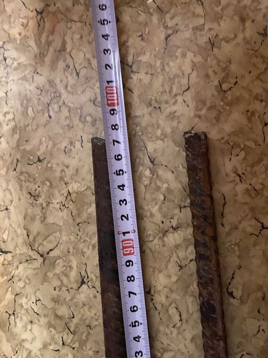 Арматура (метал) d - 10 мм