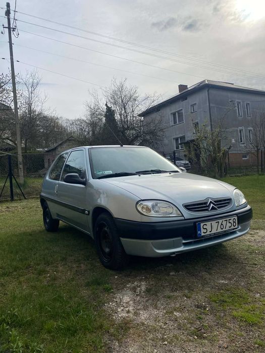 Citroen Saxo 1.1 od 12 lat w rodzinie.