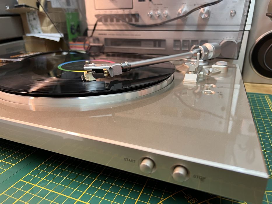 Gramofon Denon DP 300 F