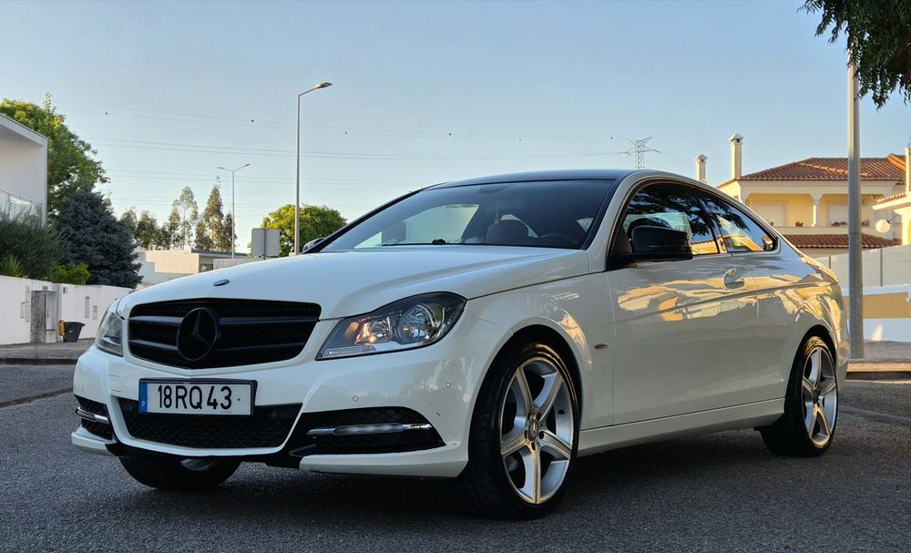 Mercedes c220 coupe 2.2 170 cv amg
