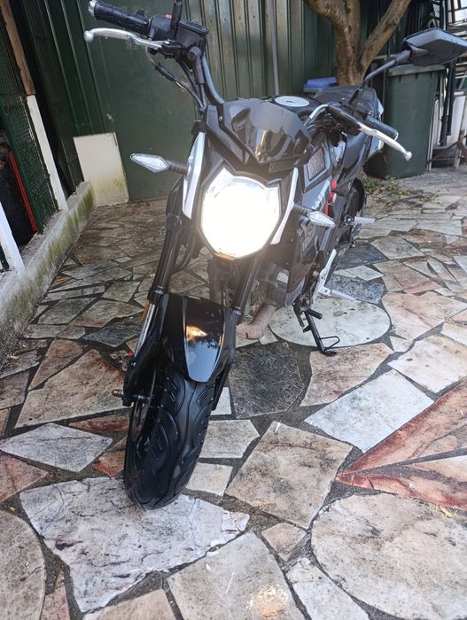 Mota125 pequena mas confortável