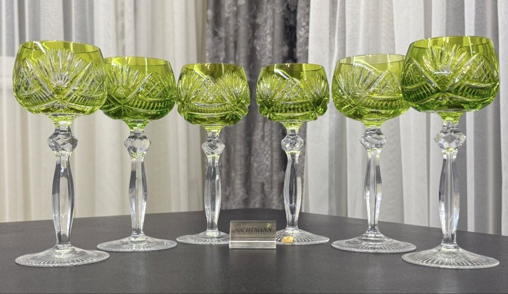Хрустальные фужеры для вина в цвете резеда фирмы Nachtmann серия Karat GDR Германия