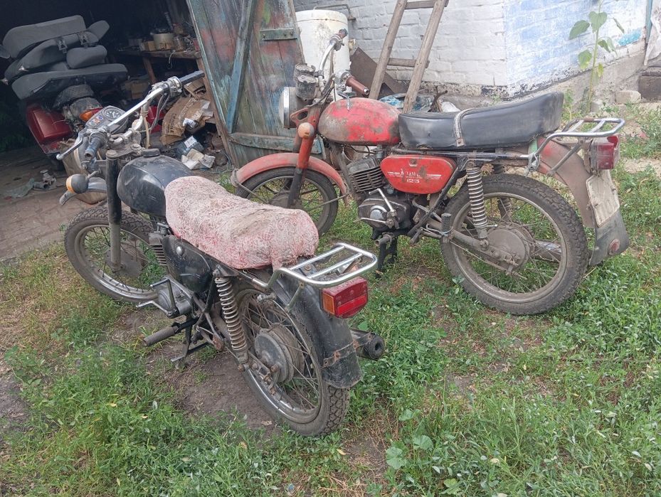 Продам 2 мопеди.  Потрібно ремонтувати