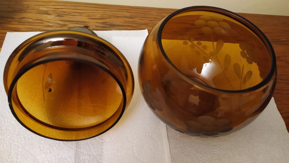 Bursztynowa szklana gruszka kolorowe szkło.