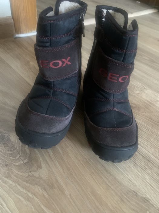 Ботінки Geox.       .