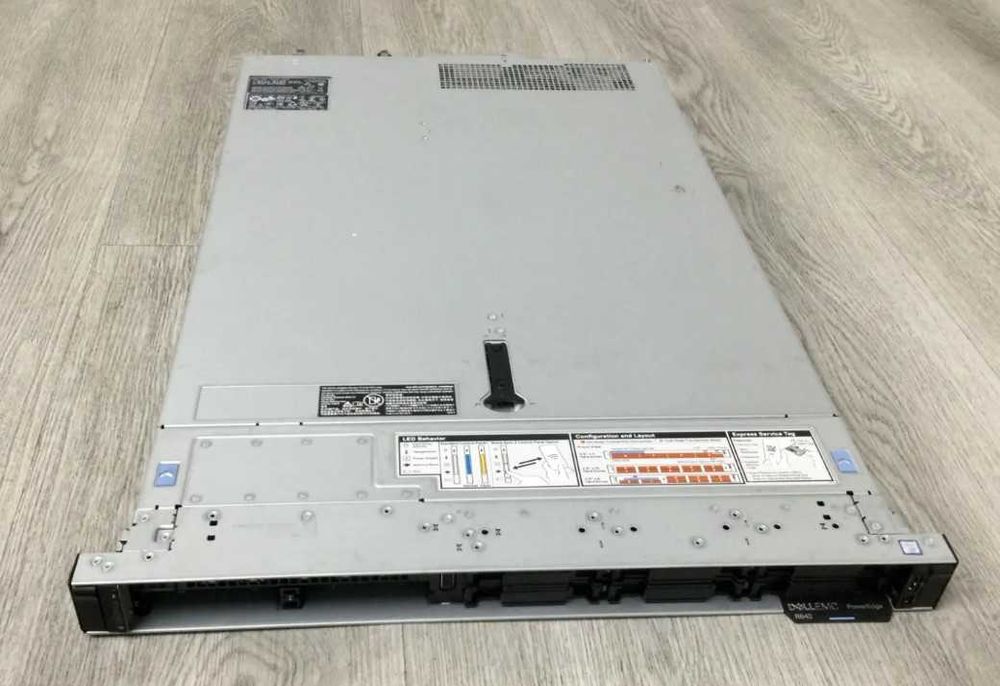 444€ | DELL R640 | 80 x vCPU | 32GB DDR4 | 2 x 900GB SAS | 2 x Fontes