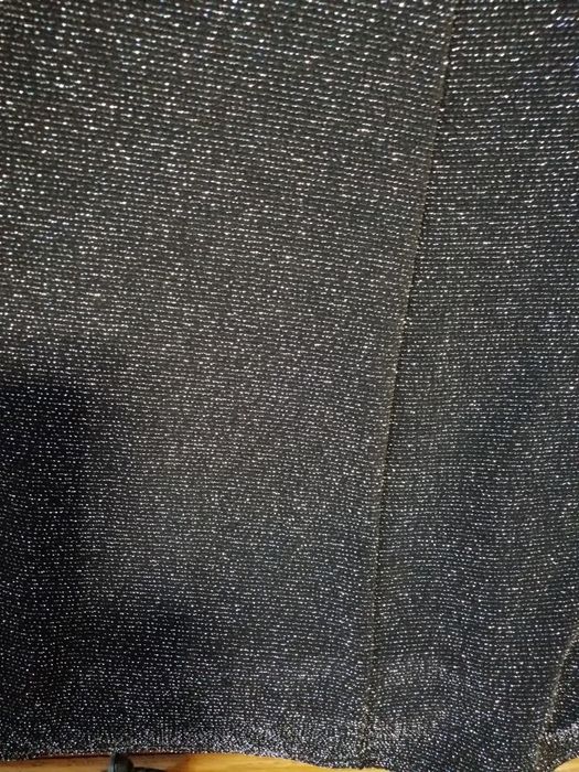 Spodnica blyszczaca.