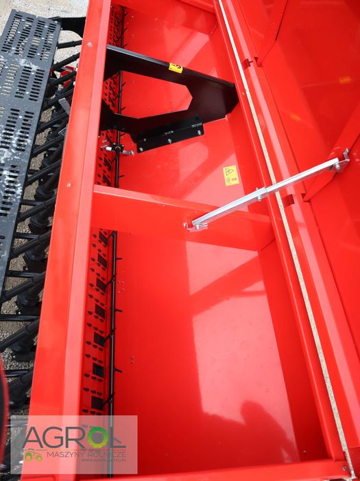 Siewnik Zbożowy Stopkowy Talerzowy Euro-Masz 3m; Ozdoken; Agro-masz