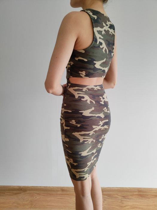 Sukienka moro elegancka
