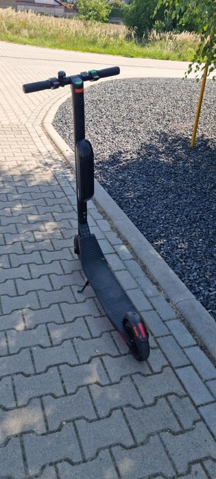 Hulajnoga elektryczna segway ninebot