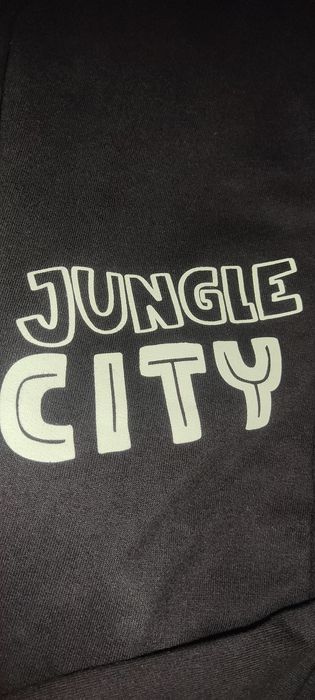 Спортивний костюм на 6-7 років