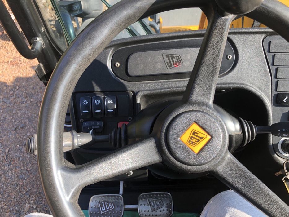 Телескопічний Навантажувач JCB 531-70 AGRI
